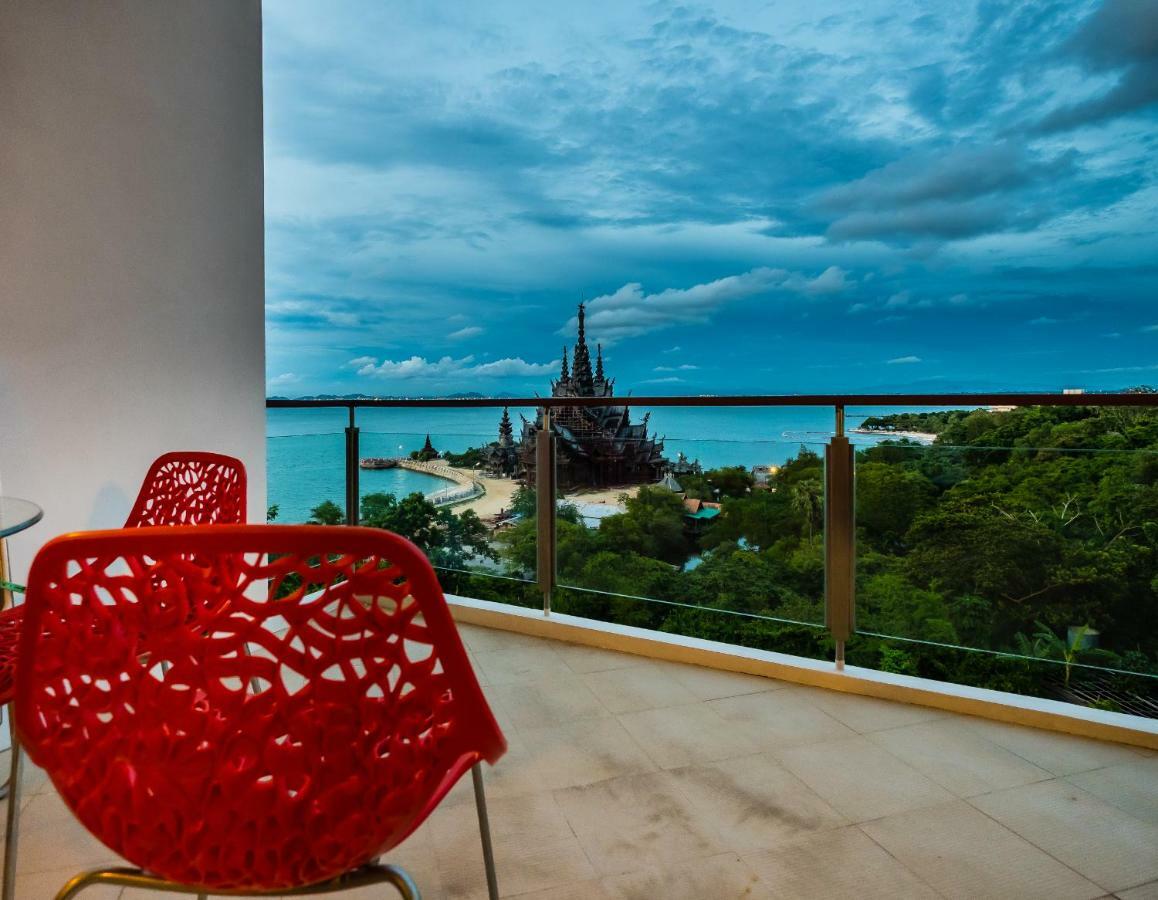 Sanctuary Luxury Penthouse Appartement Pattaya Buitenkant foto